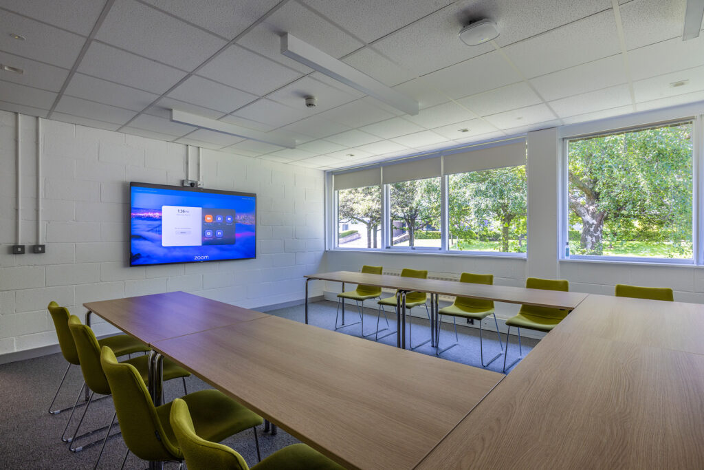 DTEN UCD MeetingRoom2